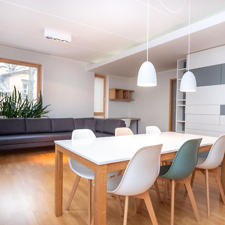 Dream Stay - Stylish Apartment Near Old Town With Free Parking タリン エクステリア 写真