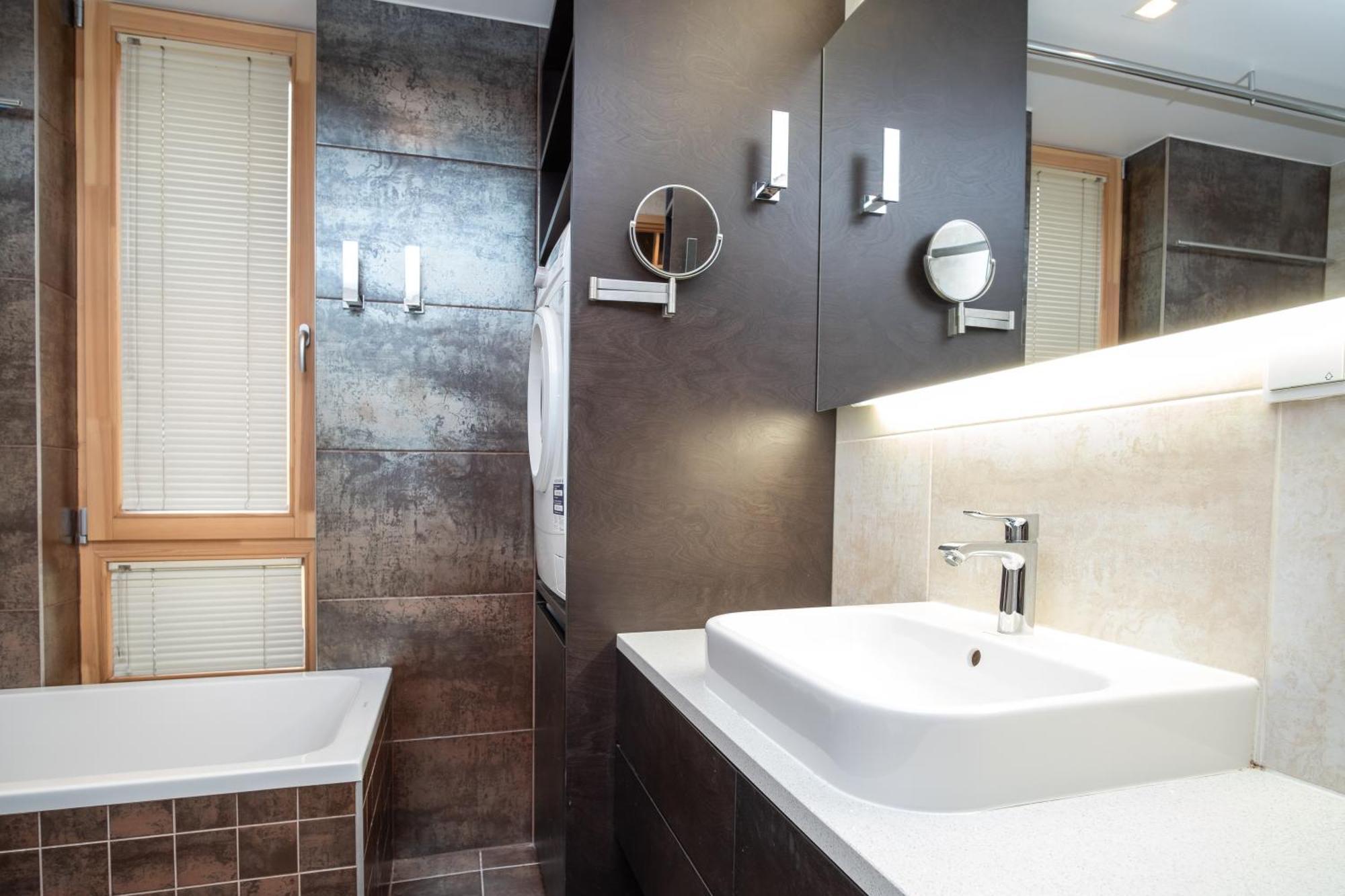 Dream Stay - Stylish Apartment Near Old Town With Free Parking タリン エクステリア 写真